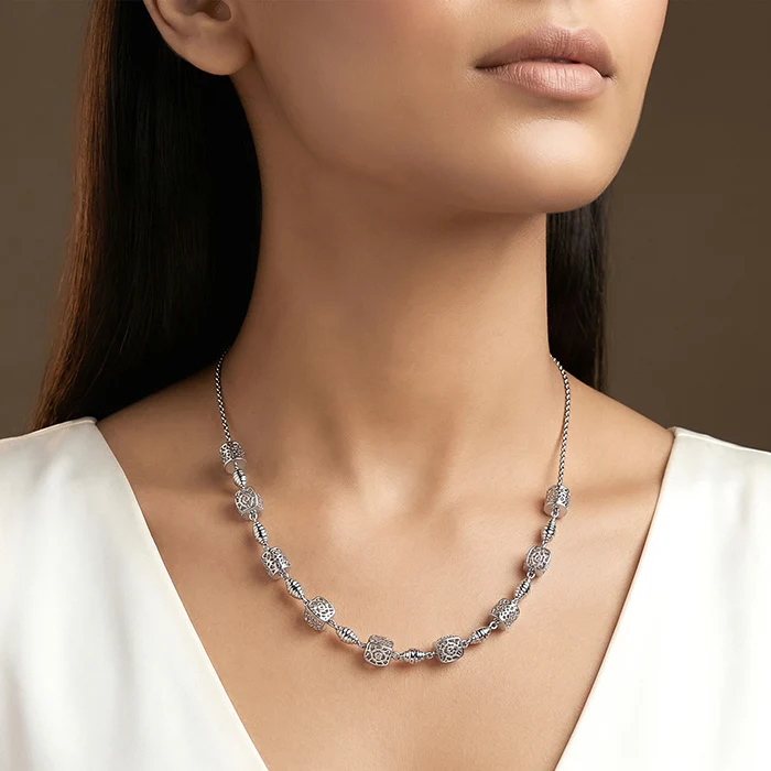 Silver Opaline Grace Necklace - Image 3