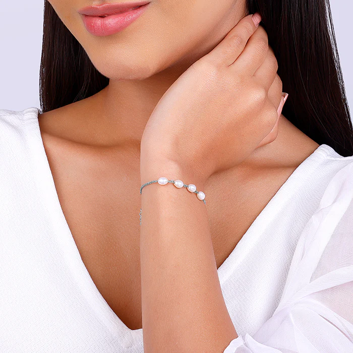 Silver Pearl Glance Bracelet - Image 3