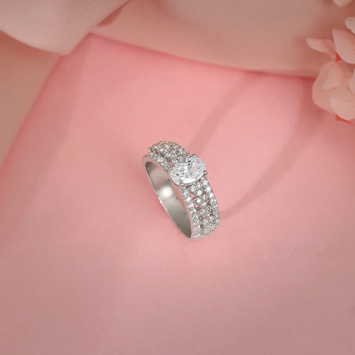 Silver Queen of Hearts Ring - Image 2