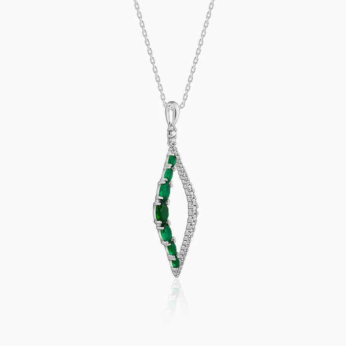 Silver Remarkable Pendant With Link Chain - Image 4