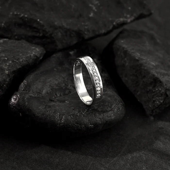 Silver Simple Serenity Men's Ring - Image 3