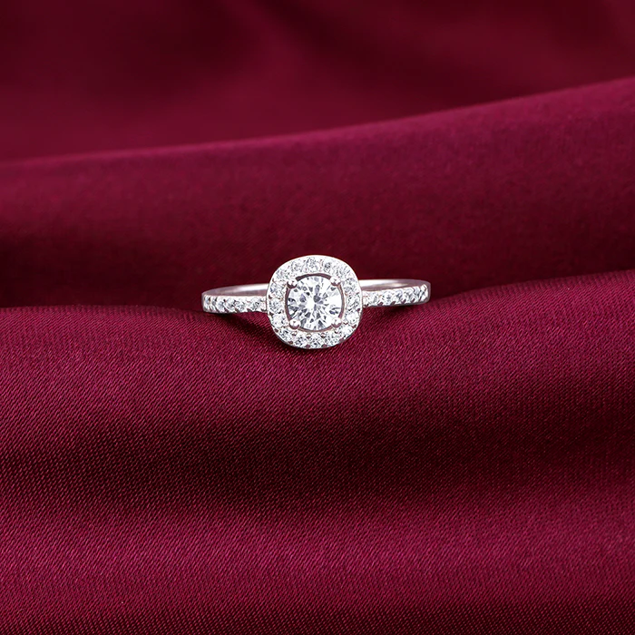 Silver Sparkly Solitaire Ring - Image 2