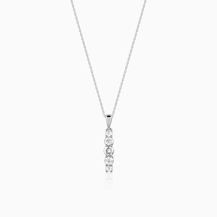 Silver Stunner Shine Pendant With Link Chain