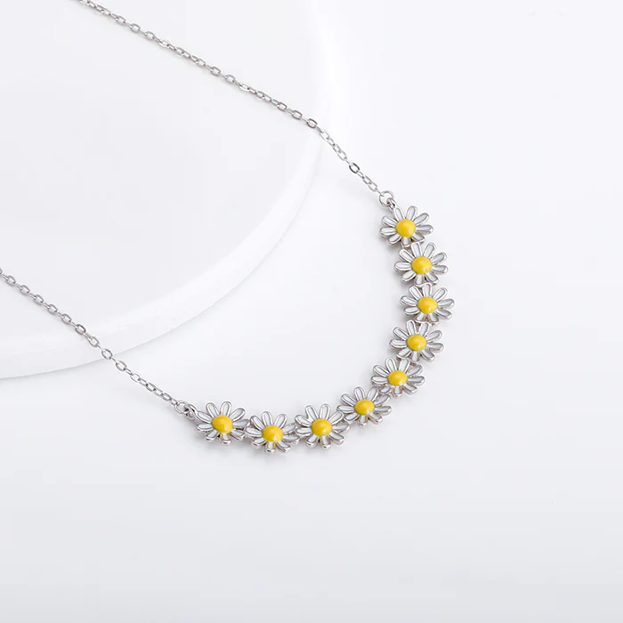 Silver Like Daffodils Necklace - Image 4