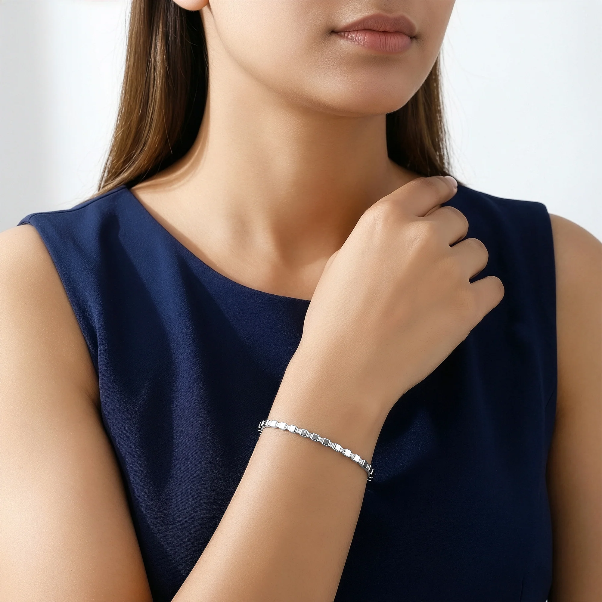 Silver Tudor Bracelet - Image 3