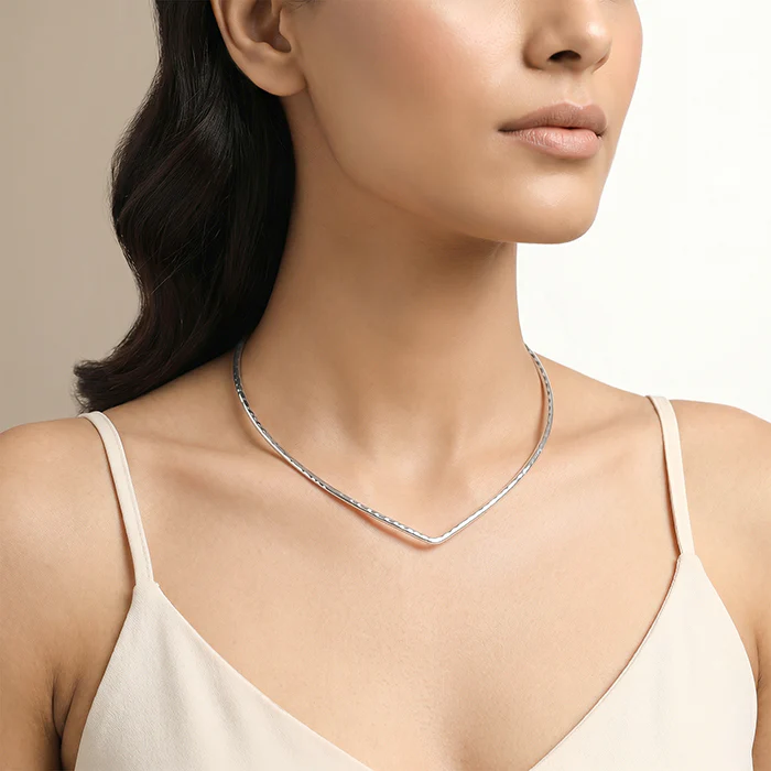 Silver V Shape Hasli Necklace - Image 3