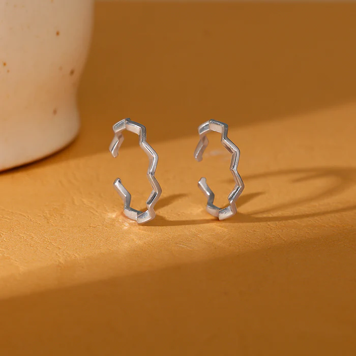 Silver Zigzag Toe Rings - Image 2