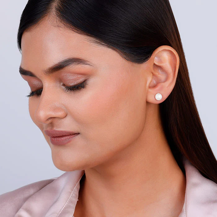 Silver White Pearl Earrings - Image 3