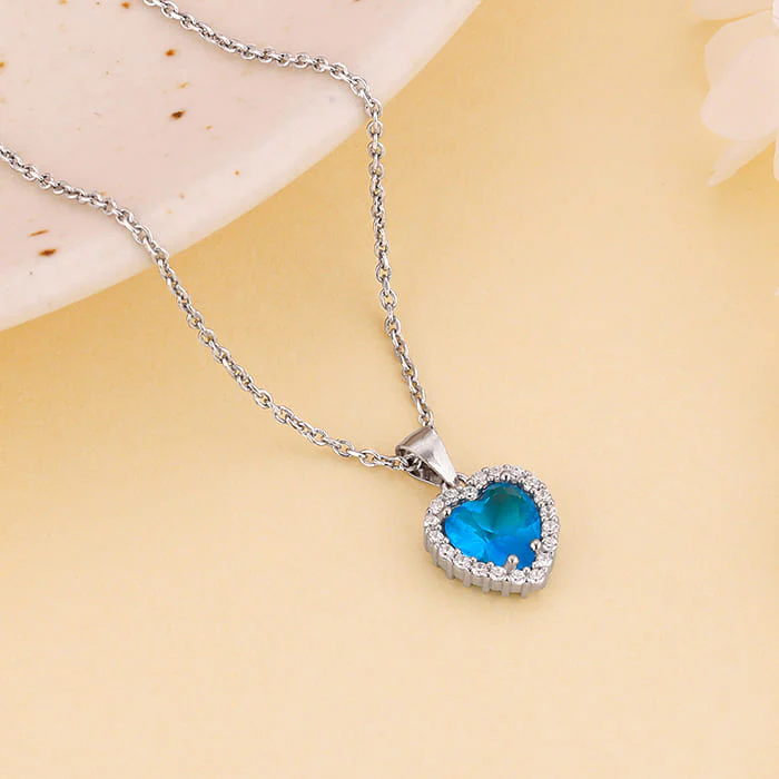 Silver Titanic Heart Of The Ocean Pendant With Link Chain - Image 2